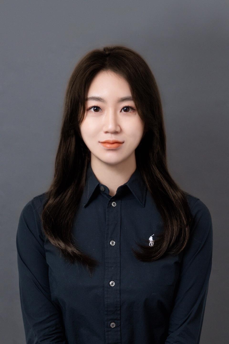 강 민 서